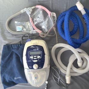 ResMED with Travel Case contents are included